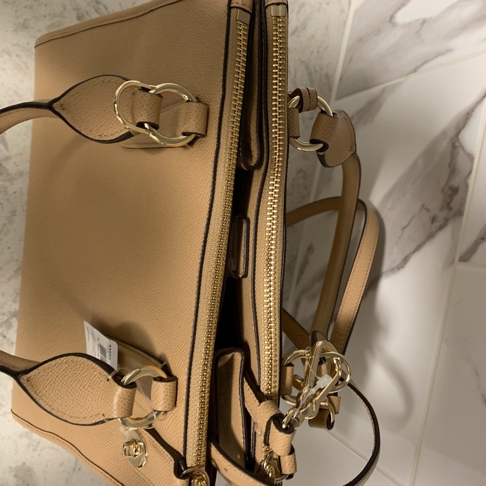 Coach Crossbody - Picture 3 of 6